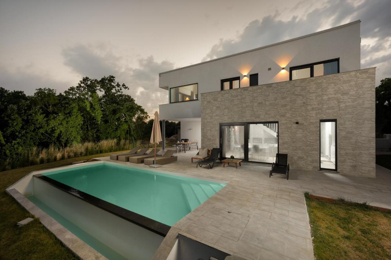 Sea View Villa Cala Royal Krnica Exterior foto