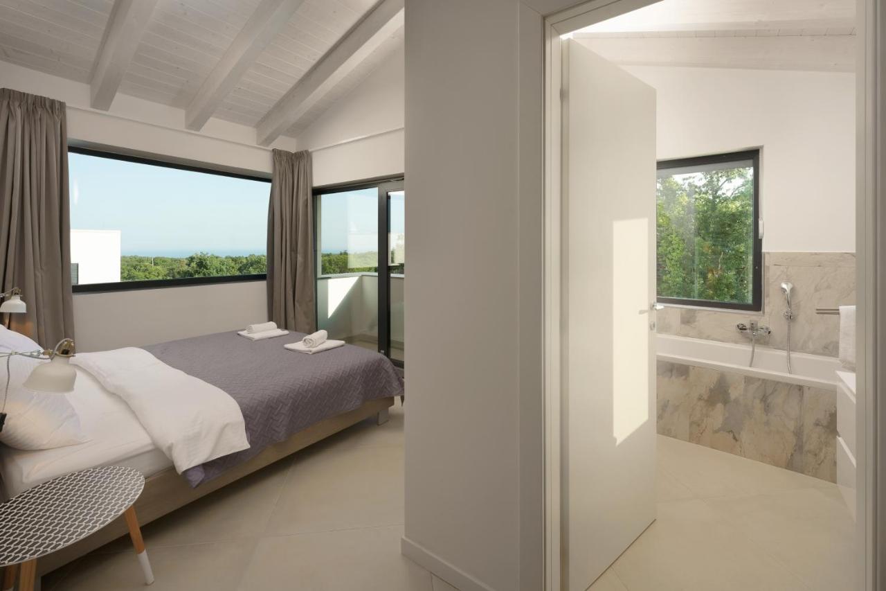 Sea View Villa Cala Royal Krnica Exterior foto